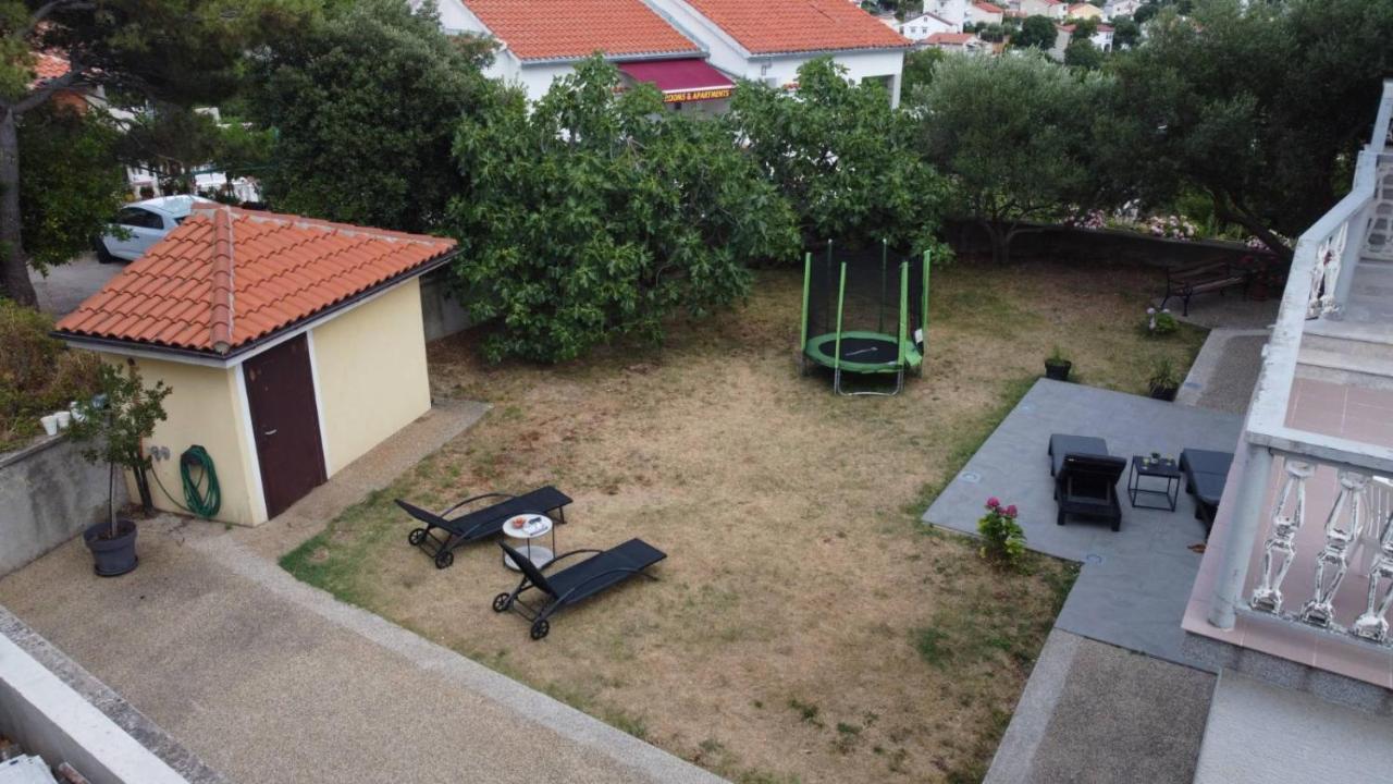 Tj Apartment クルク エクステリア 写真